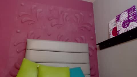 Snapshot of camy_cherry707rs chatting on December 18, 1:44 am camy cherry707rs online show from December 18, 1:44 am