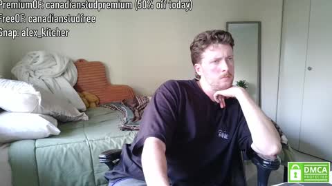 Snapshot of canadianstud18 chatting on December 30, 9:40 pm Devon online show from December 30, 9:40 pm