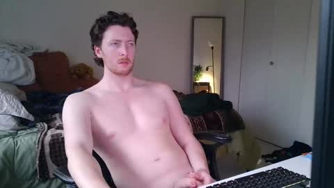 Snapshot of canadianstud18 chatting on February 24, 1:35 am Devon online show from February 24, 1:35 am