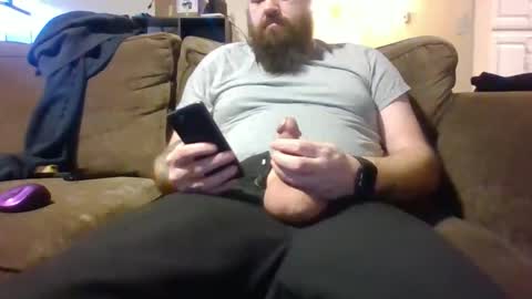 Snapshot of canbyguy86 chatting on February 19, 3:24 am Markg86 online show from February 19, 3:24 am