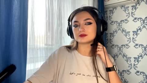 Kate online show from November 14, 8:02 am