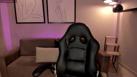  Candanse R  online show from September 9, 4:50 pm