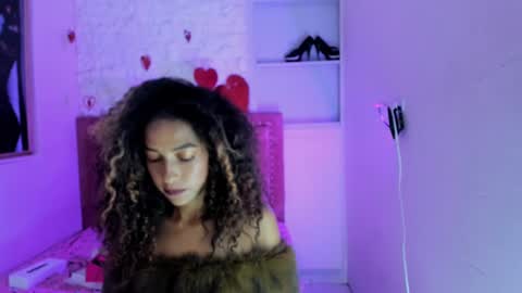 candela_ruiz online show from September 11, 7:47 pm