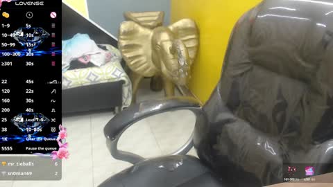 Snapshot of candiapole chatting on January 24, 3:45 pm Candy  online show from January 24, 3:45 pm