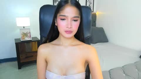 Snapshot of candiceferragamo chatting on January 14, 5:40 pm candiceferragamo online show from January 14, 5:40 pm