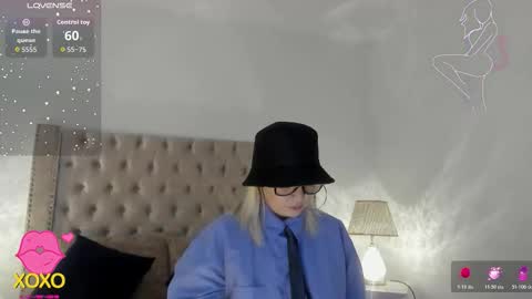 Candie  online show from February 5, 11:48 am