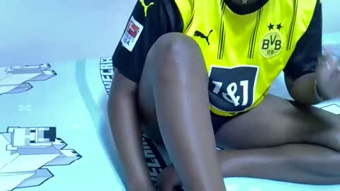 candiemaya online show from January 8, 6:54 pm