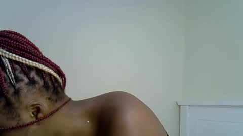 Snapshot of candiemaya chatting on May 20, 2:56 pm candiemaya online show from May 20, 2:56 pm