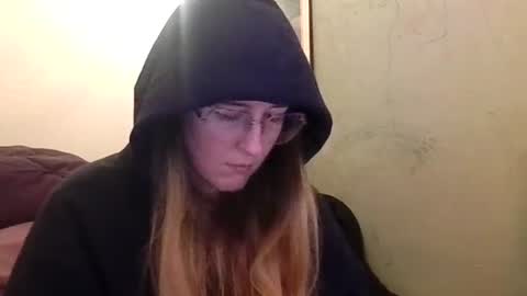 Candi online show from November 29, 4:04 am