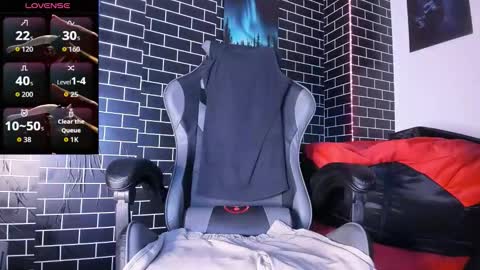 candresruiz online show from December 16, 11:26 am