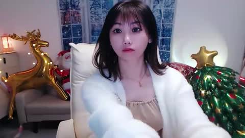 Snapshot of candy8998 chatting on December 19, 2:45 am candy8998 online show from December 19, 2:45 am