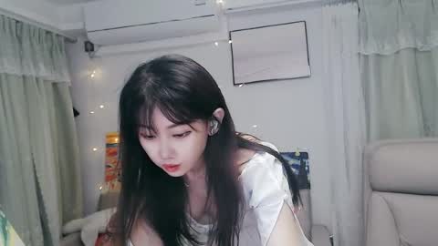 Snapshot of candy8998 chatting on July 13, 10:01 pm candy8998 online show from July 13, 10:01 pm