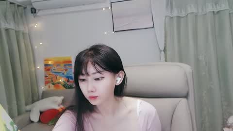 Snapshot of candy8998 chatting on July 17, 11:42 pm candy8998 online show from July 17, 11:42 pm