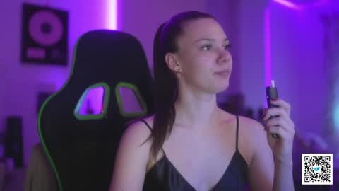 Candy Storm online show from March 17, 5:44 am