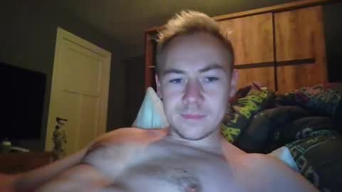 candy_boy_xoxo online show from October 24, 3:19 pm