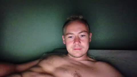 candy_boy_xoxo online show from July 21, 9:17 pm