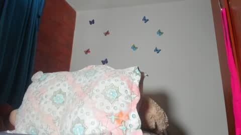 Candy  Brown online show from June 24, 1:37 am
