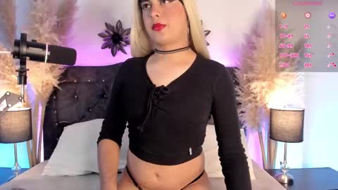 Snapshot of candy_canne__ chatting on March 11, 9:15 pm CamilaInstagram candy canne Pvt open online show from March 11, 9:15 pm