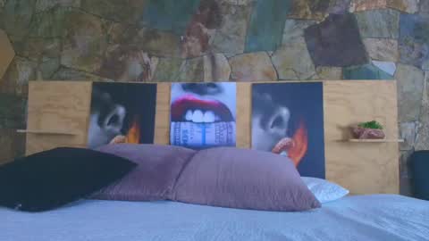 Jolie online show from November 6, 8:21 pm