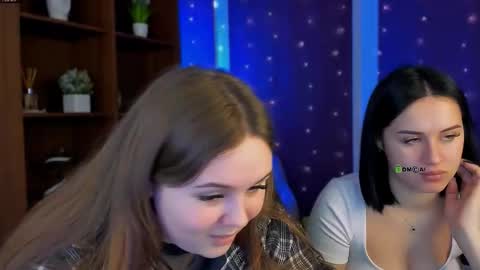 Snapshot of candy_flossie1 chatting on February 6, 7:28 pm candy flossie1 online show from February 6, 7:28 pm