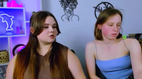 Snapshot of candy_flossie1 chatting on March 4, 8:04 pm candy flossie1 online show from March 4, 8:04 pm