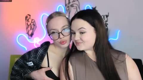 Snapshot of candy_flossie1 chatting on March 14, 7:19 pm candy flossie1 online show from March 14, 7:19 pm