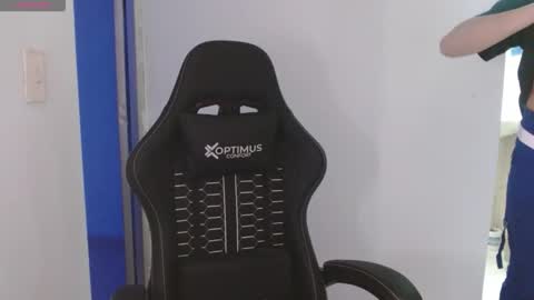 candy_giuliana21 online show from February 18, 1:01 am