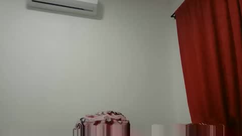 KIANA online show from September 28, 7:19 pm