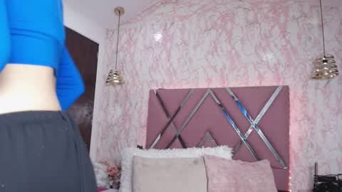 Candy hot online show from March 13, 11:17 am