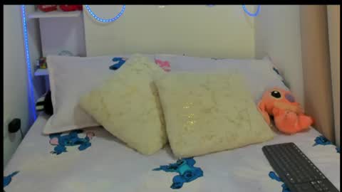candy_kitty7343 online show from June 24, 4:33 am