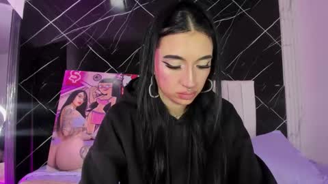 Leila  online show from October 11, 5:17 am