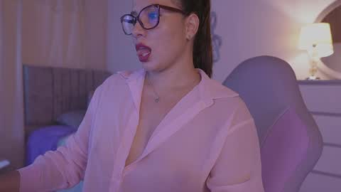 Snapshot of candy_li29 chatting on May 26, 1:34 am Jamie online show from May 26, 1:34 am