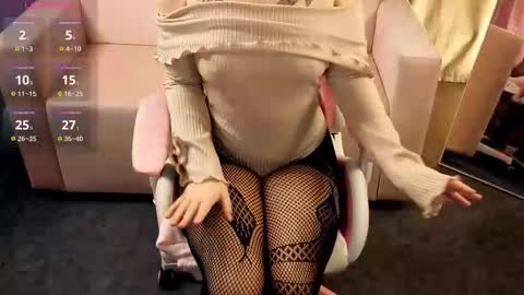 Candy online show from March 17, 5:44 am