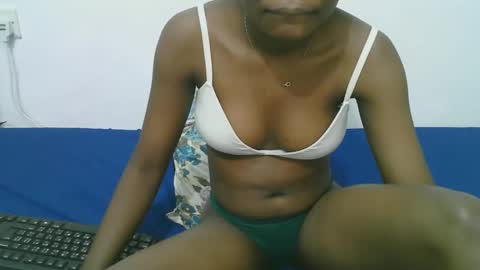 Snapshot of candy_lisah chatting on June 5, 6:52 am Lisa online show from June 5, 6:52 am