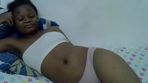 Snapshot of candy_lisah chatting on July 20, 10:39 am Lisa online show from July 20, 10:39 am