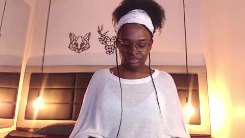 Snapshot of candy_lovee6 chatting on December 15, 10:25 pm CANDY LOVE DANNA online show from December 15, 10:25 pm