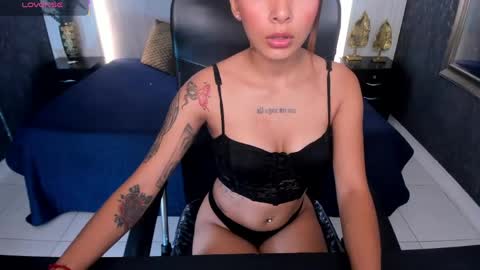 C A N D Y  online show from May 29, 11:19 am