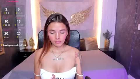 Snapshot of candy_lyn_ chatting on June 30, 3:18 am C A N D Y online show from June 30, 3:18 am