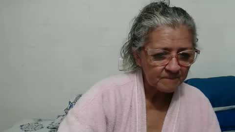 candy online show from November 4, 11:04 pm