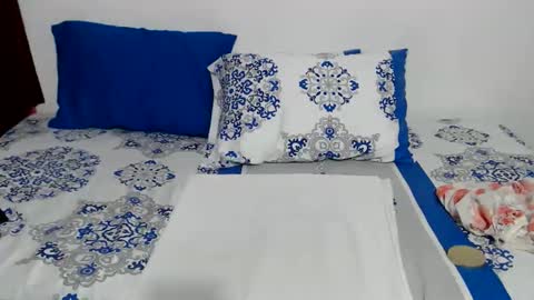 Snapshot of candy_mature_ chatting on May 8, 10:37 pm candy online show from May 8, 10:37 pm