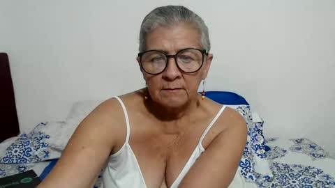 Snapshot of candy_mature_ chatting on June 2, 10:56 pm candy online show from June 2, 10:56 pm