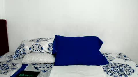 Snapshot of candy_mature_ chatting on June 15, 1:02 pm candy online show from June 15, 1:02 pm