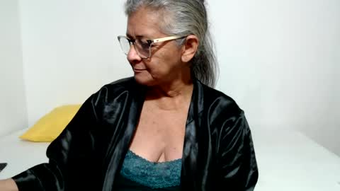 Snapshot of candy_mature_ chatting on July 13, 1:30 am candy online show from July 13, 1:30 am