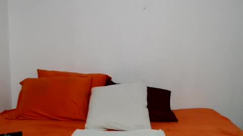 Snapshot of candy_mature_ chatting on July 28, 1:12 am candy online show from July 28, 1:12 am