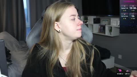 Megan online show from December 3, 7:32 am