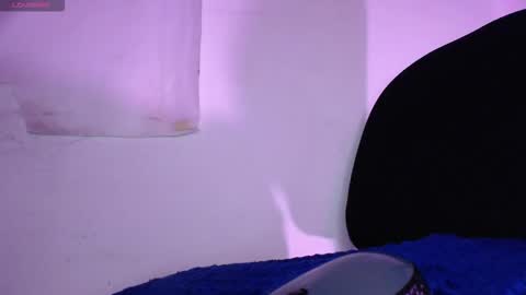 Snapshot of candy_scarce16 chatting on September 29, 10:03 pm Sharon online show from September 29, 10:03 pm