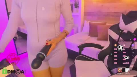 Snapshot of candy_summer28_ chatting on July 1, 7:24 pm CANDY online show from July 1, 7:24 pm