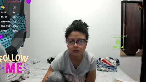 candy_val online show from June 9, 5:19 am