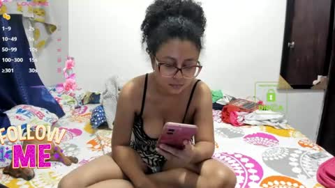 candy_val online show from July 29, 6:55 am