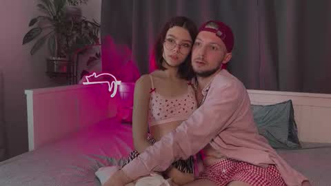 Snapshot of candybeee chatting on October 13, 6:41 pm candybeee online show from October 13, 6:41 pm